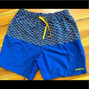 Patagonia swim trunks, very low wear, M (but can fit a L), fresh trunks, man!